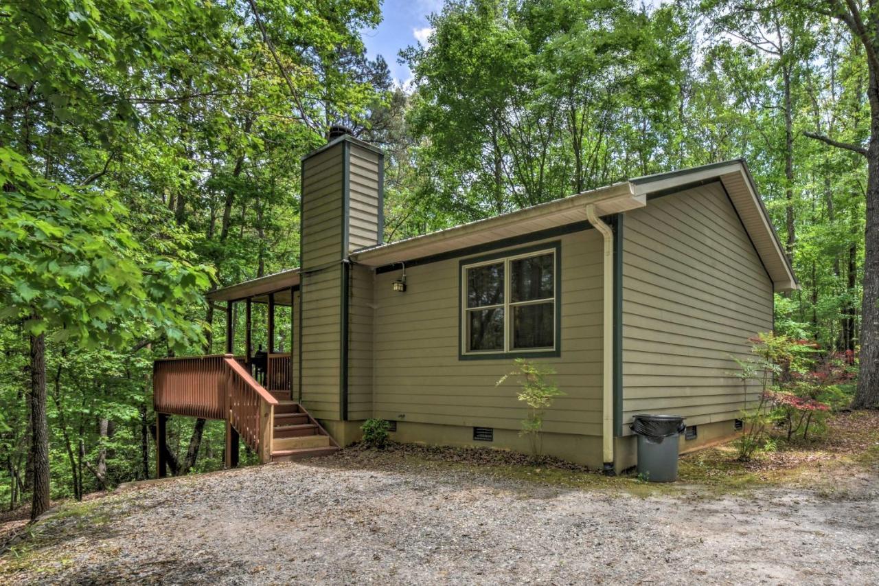 The Honeybee Cabin With Private Porch And Hot Tub Clarkesville Eksteriør bilde